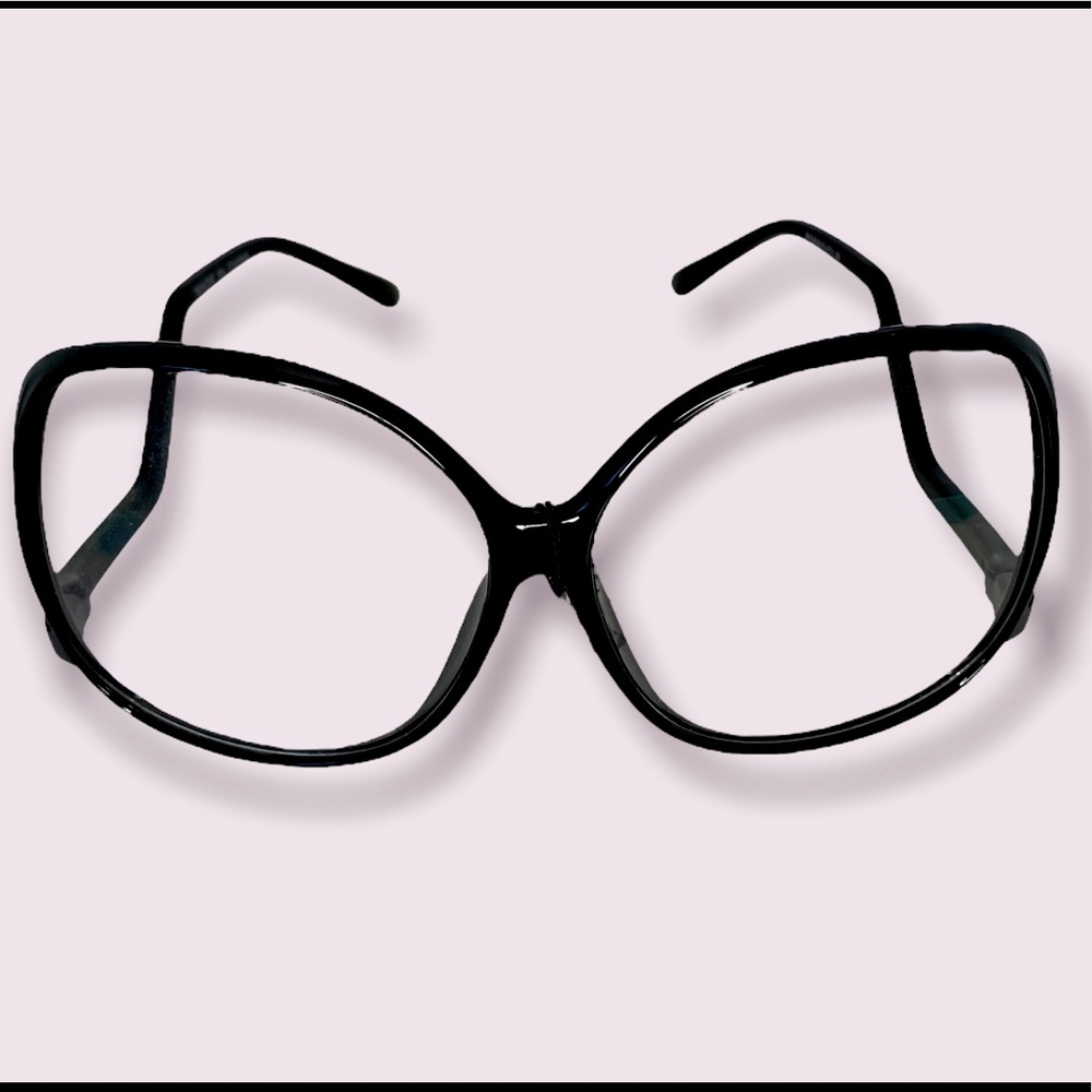 Vintage Style Glasses